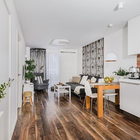 P&O Apartments Plac Grzybowski Варшава Екстер'єр фото